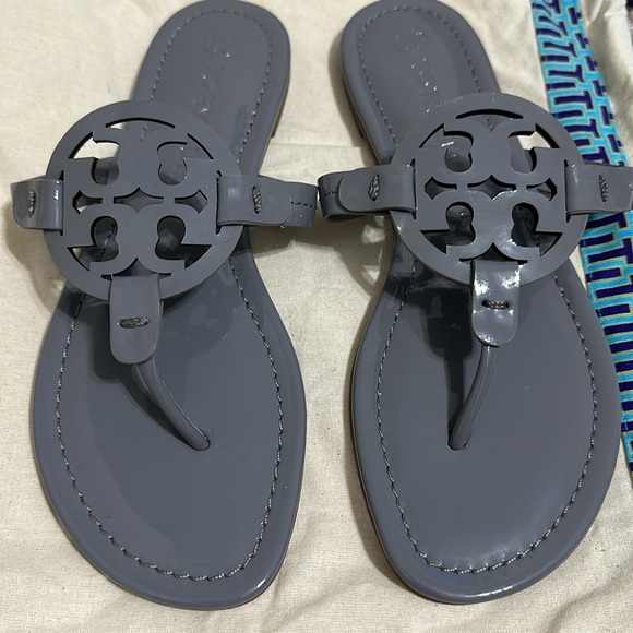 Tory Burch - Picture 4 of 8